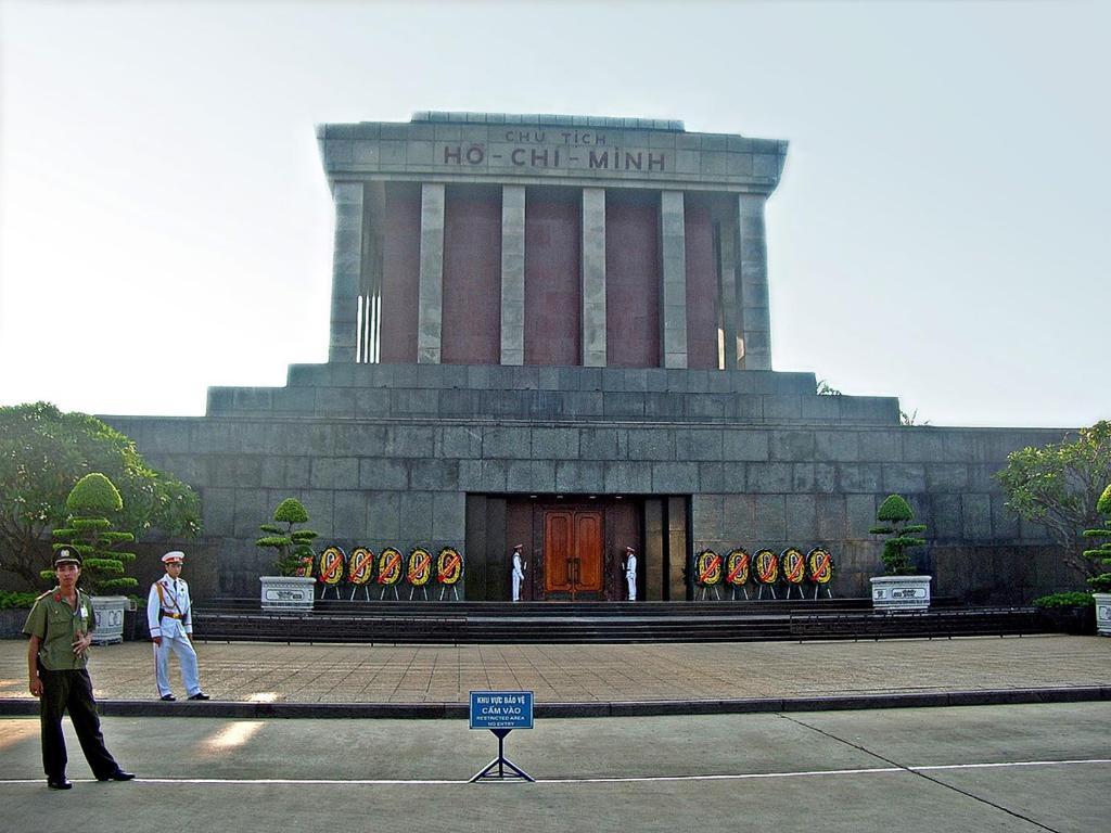 Phu Nhuan Hotel Hanoi Bagian luar foto