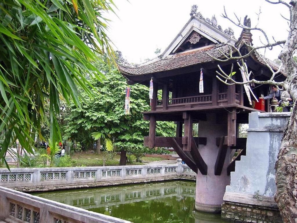 Phu Nhuan Hotel Hanoi Bagian luar foto